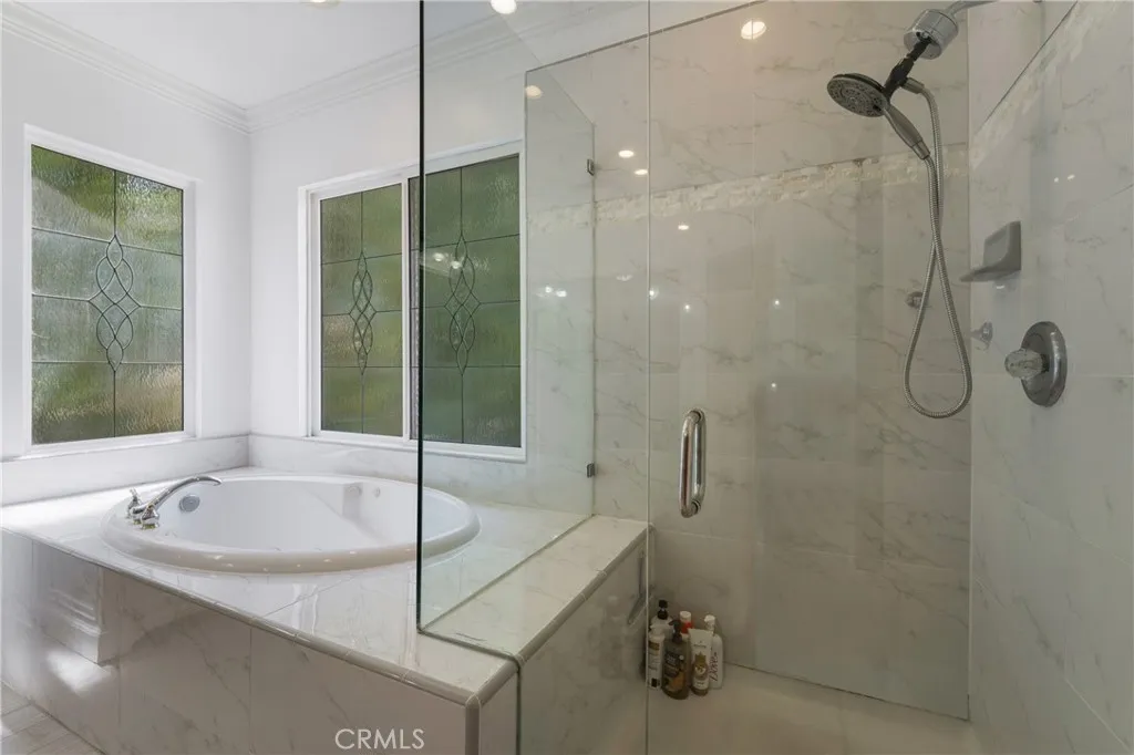 965 Manor Way, Corona, California 92882 home-pic-12