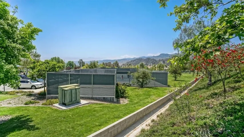25708 Holiday Circle B, Stevenson Ranch, California 91381