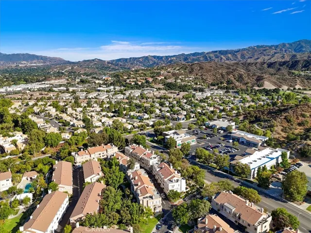 25708 Holiday Circle B, Stevenson Ranch, California 91381