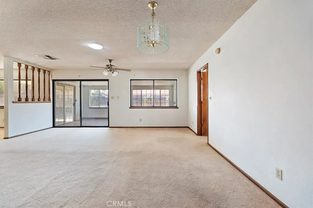 12690 Augusta Way, Victorville, California 92395 home-pic-9