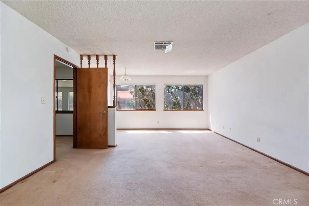 12690 Augusta Way, Victorville, California 92395 home-pic-15