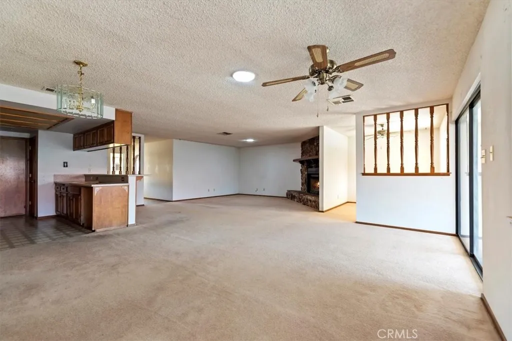 12690 Augusta Way, Victorville, California 92395 home-pic-10