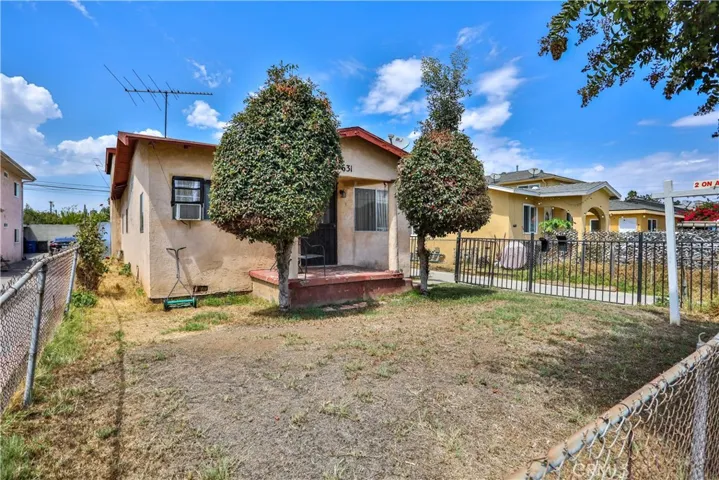 631 Leonard Avenue, Los Angeles, California 90022
