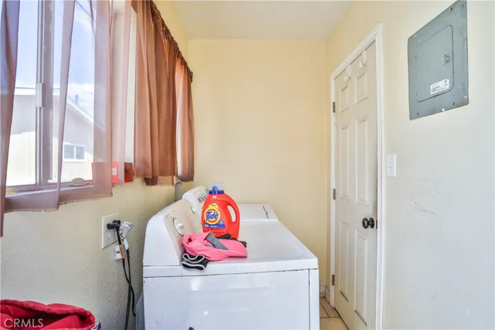631 Leonard Avenue, Los Angeles, California 90022