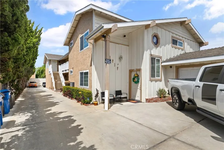 1717 Temple Avenue, Long Beach, California 90804