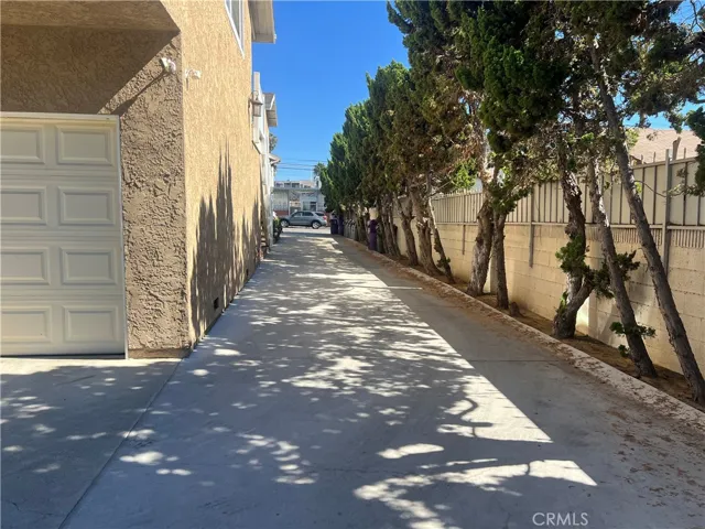 1717 Temple Avenue, Long Beach, California 90804