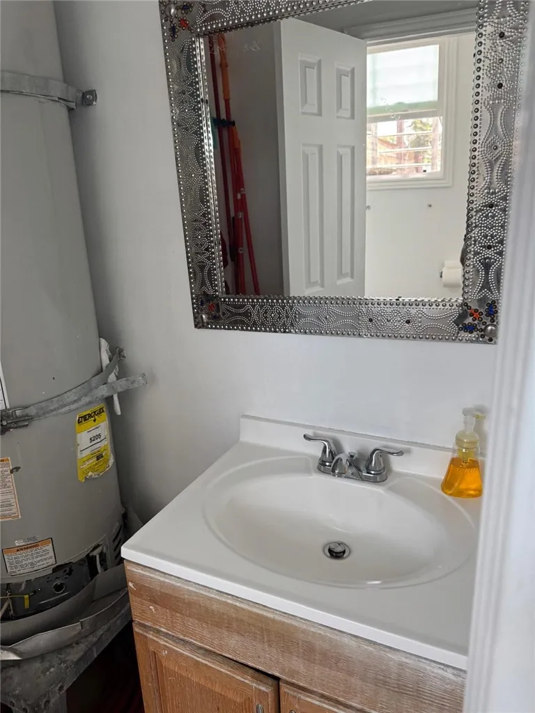 11746 Victory Blvd, North Hollywood, California 91606 — photo 5