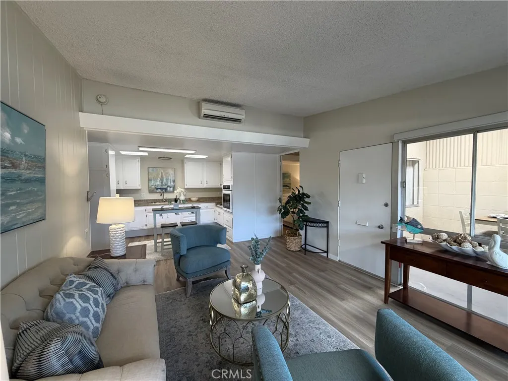 1600 Northwood Road 275e, Seal Beach, California 90740 home-pic-3