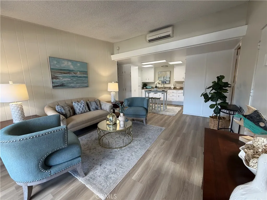 1600 Northwood Road 275e, Seal Beach, California 90740 home-pic-2