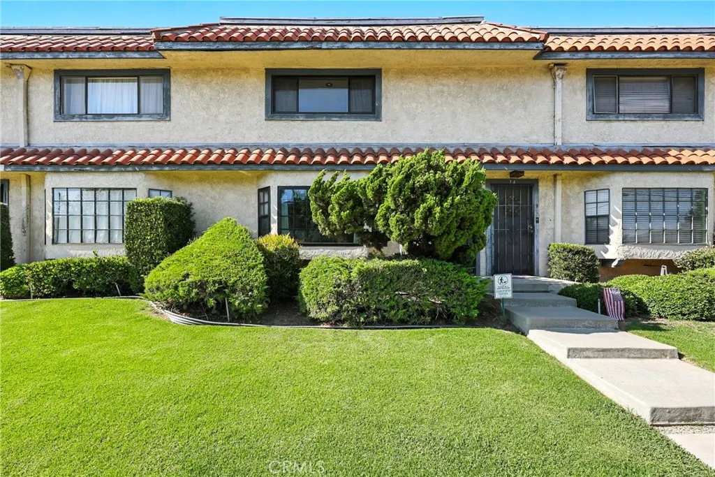 405 W Mountain View Avenue 13, La Habra, California 90631, 2 Bedrooms Bedrooms, ,2 BathroomsBathrooms,Residential,For Sale,Mountain View,PW25183400