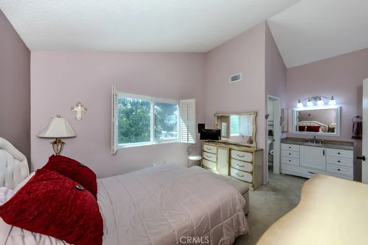 8437 E Amberwood Street, Anaheim Hills, California 92808