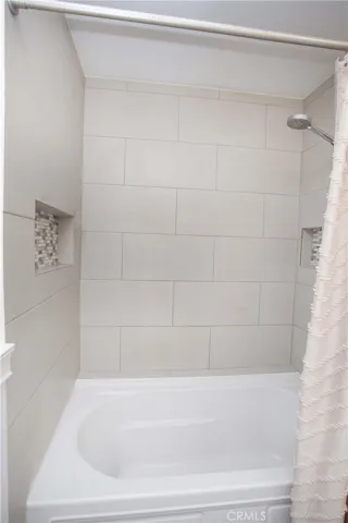248 White Oak Road, Lake Elsinore, California 92530