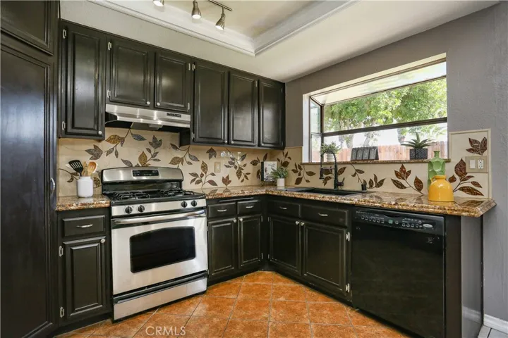 248 White Oak Road, Lake Elsinore, California 92530
