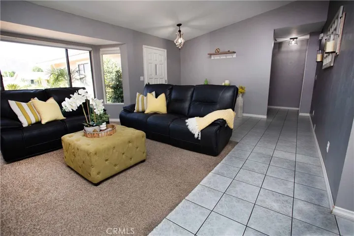 248 White Oak Road, Lake Elsinore, California 92530