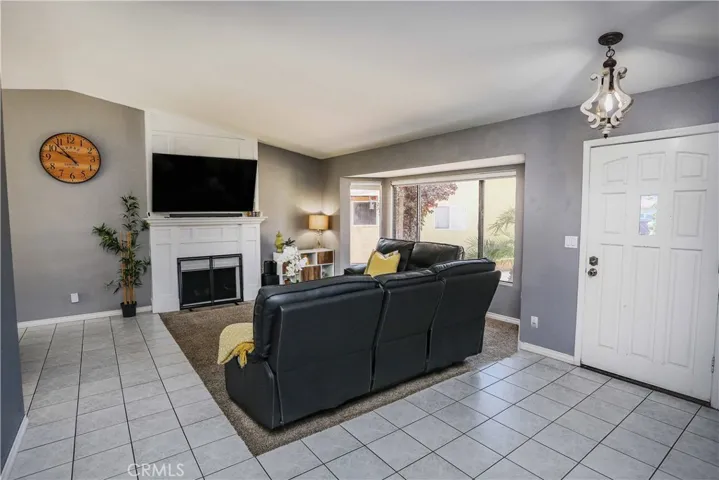 248 White Oak Road, Lake Elsinore, California 92530