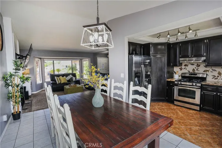 248 White Oak Road, Lake Elsinore, California 92530