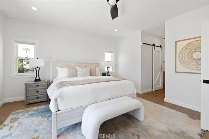 Primary suite - Upstairs - bedroom #1 with en suite bath