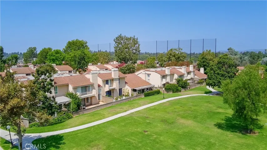 675 Colonial Circle, Fullerton, California 92835