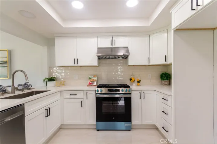 675 Colonial Circle, Fullerton, California 92835