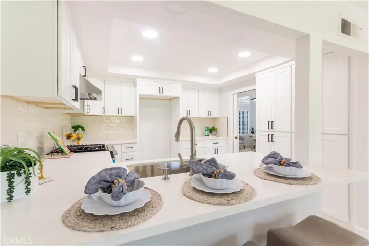 675 Colonial Circle, Fullerton, California 92835