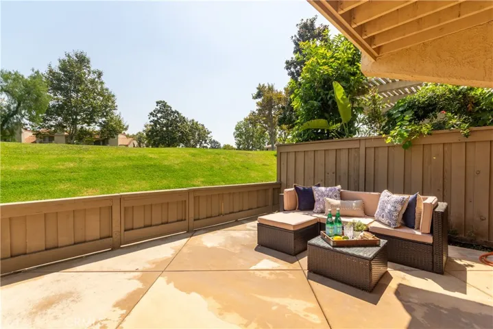 675 Colonial Circle, Fullerton, California 92835