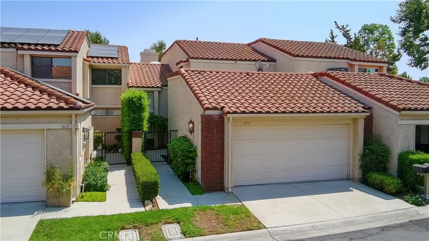 675 Colonial Circle, Fullerton, California 92835