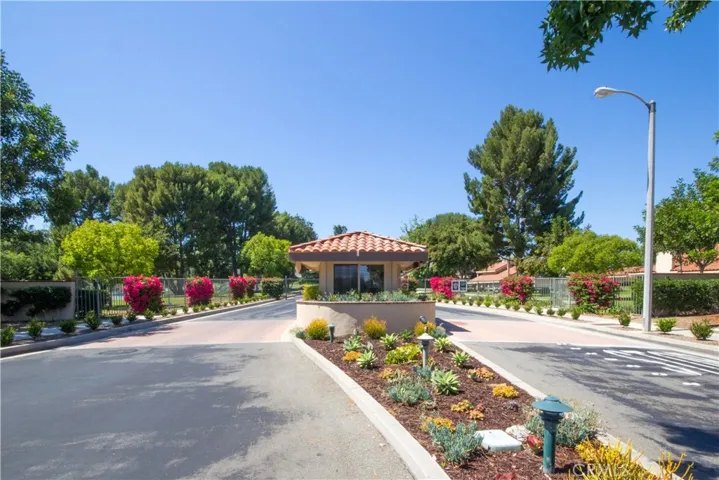675 Colonial Circle, Fullerton, California 92835