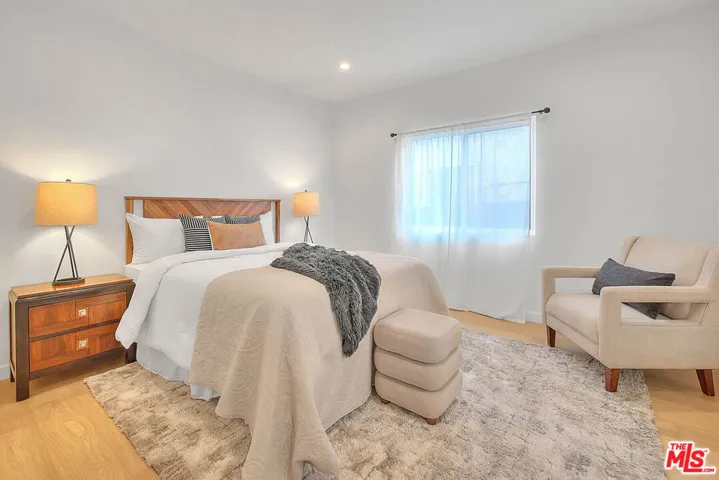 3424 W 76th Street, Los Angeles, California 90043