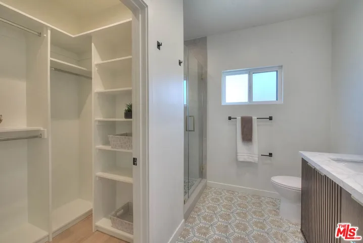 3424 W 76th Street, Los Angeles, California 90043