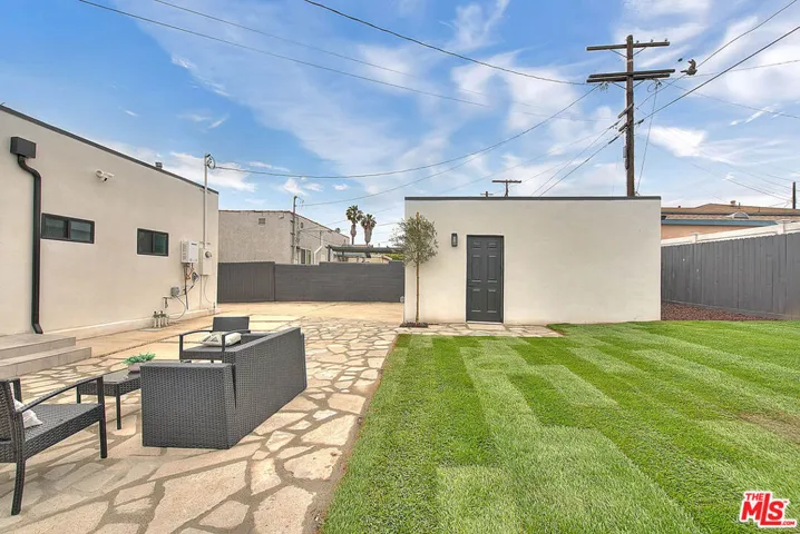 3424 W 76th Street, Los Angeles, California 90043