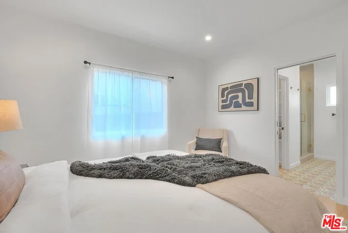3424 W 76th Street, Los Angeles, California 90043