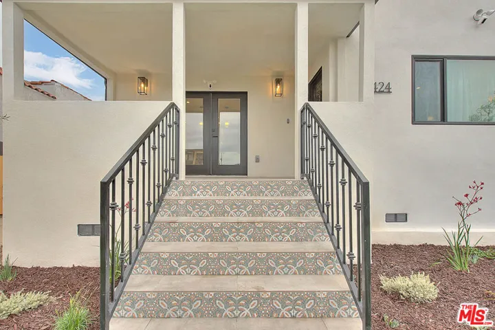 3424 W 76th Street, Los Angeles, California 90043