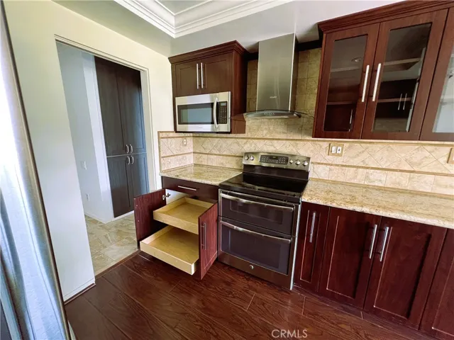 Pullouts in Kitchen