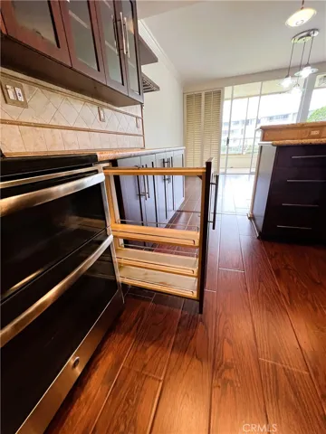 Pull out Mini Pantry