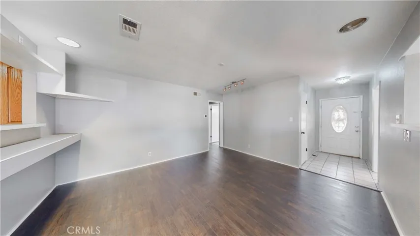 3447 Mono Drive, Riverside, California 92506