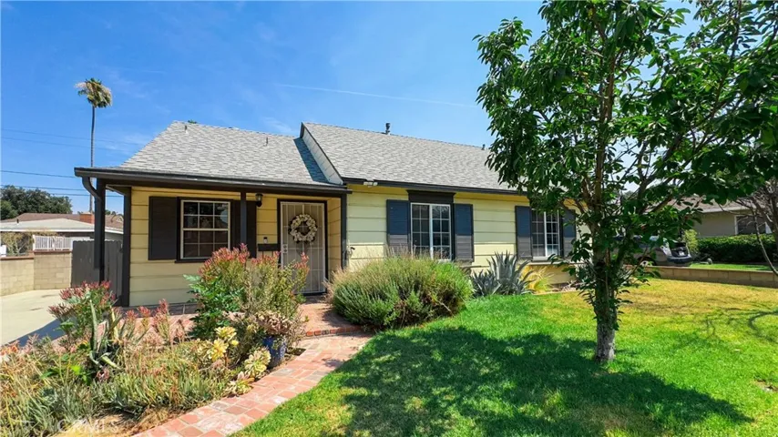 3447 Mono Drive, Riverside, California 92506