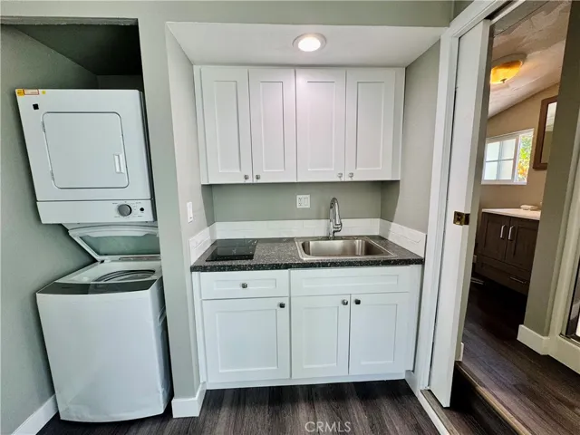 3447 Mono Drive, Riverside, California 92506