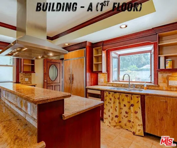 5706 Pioneer Boulevard, Whittier, California 90606