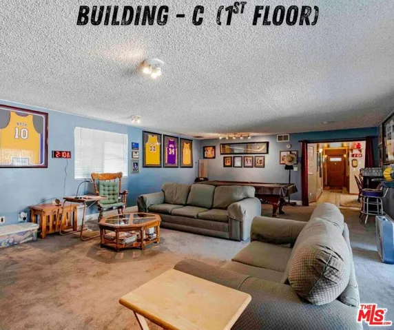 5706 Pioneer Boulevard, Whittier, California 90606