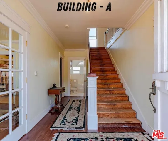 5706 Pioneer Boulevard, Whittier, California 90606