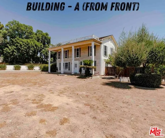 5706 Pioneer Boulevard, Whittier, California 90606
