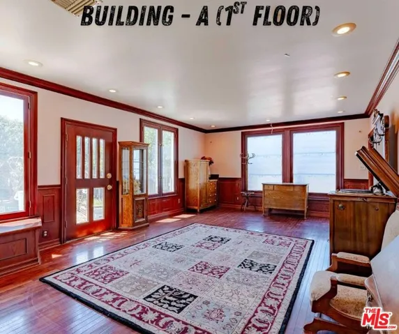 5706 Pioneer Boulevard, Whittier, California 90606