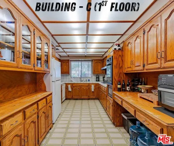 5706 Pioneer Boulevard, Whittier, California 90606