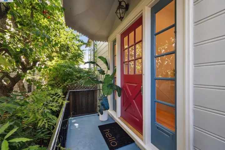 3127 Marina Drive, Alameda, California 94501