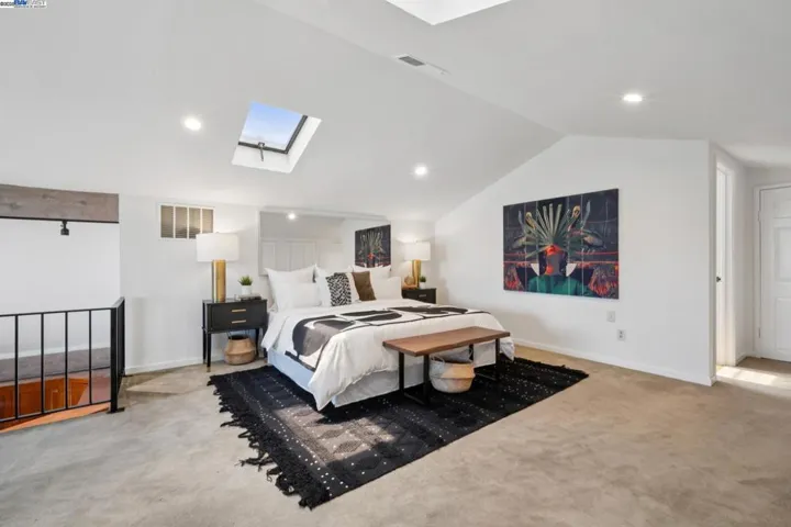 3127 Marina Drive, Alameda, California 94501