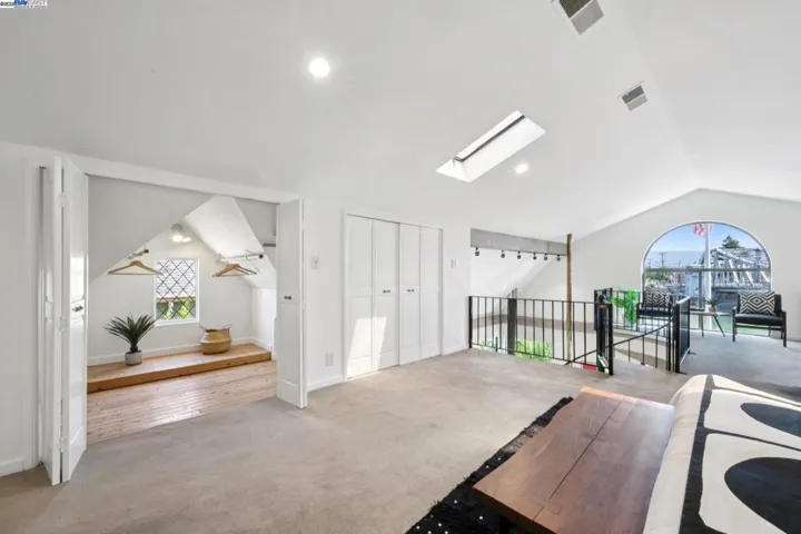 3127 Marina Drive, Alameda, California 94501