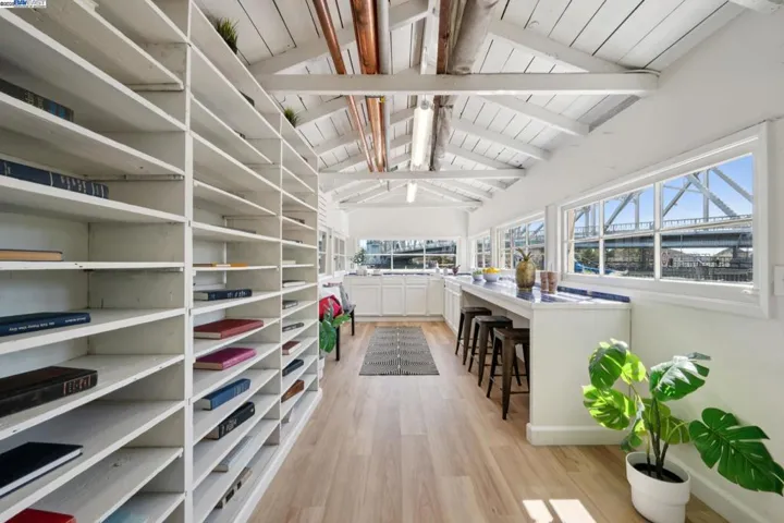 3127 Marina Drive, Alameda, California 94501