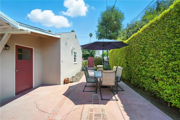 438 N Pasadena Avenue, Glendora, California 91741