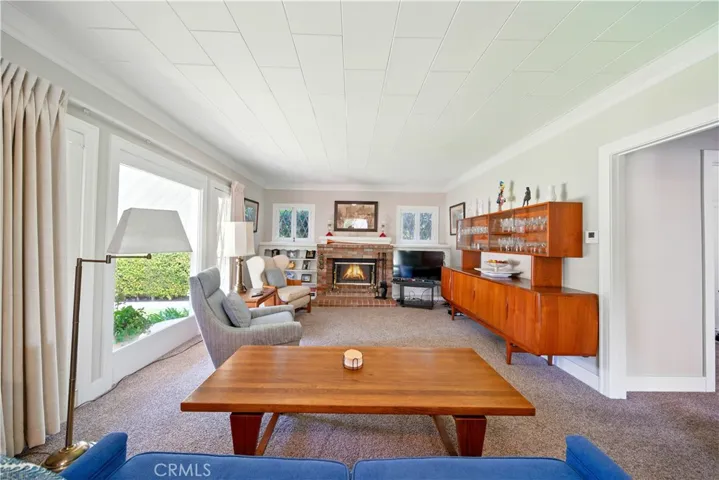 438 N Pasadena Avenue, Glendora, California 91741