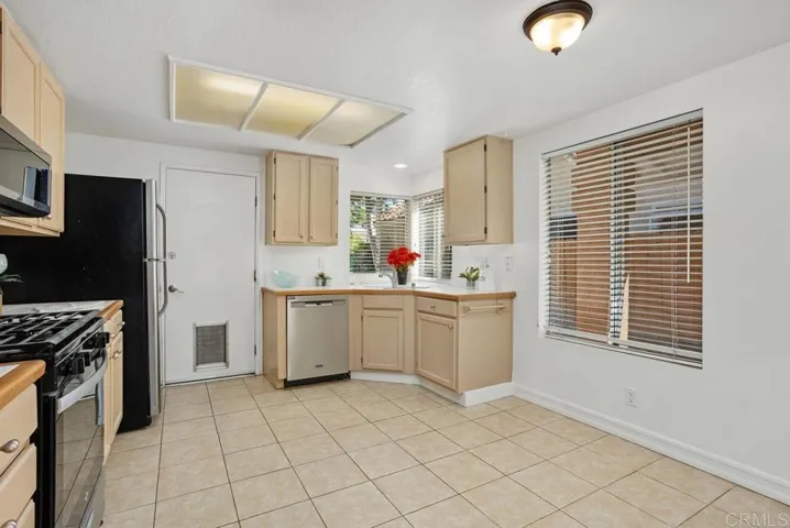 1746 Avenida Alta Mira, Oceanside, California 92056